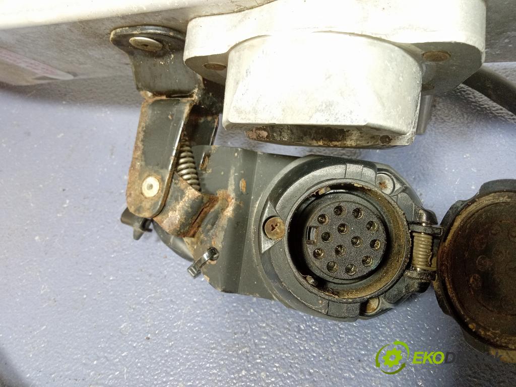 Bmw Seria 3 2004 oko Do Přívěsy 6751510