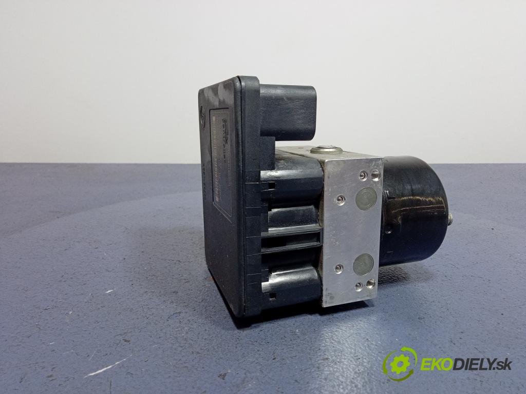 Citroen C5 2006 čerpadlo ABS x 9657061080