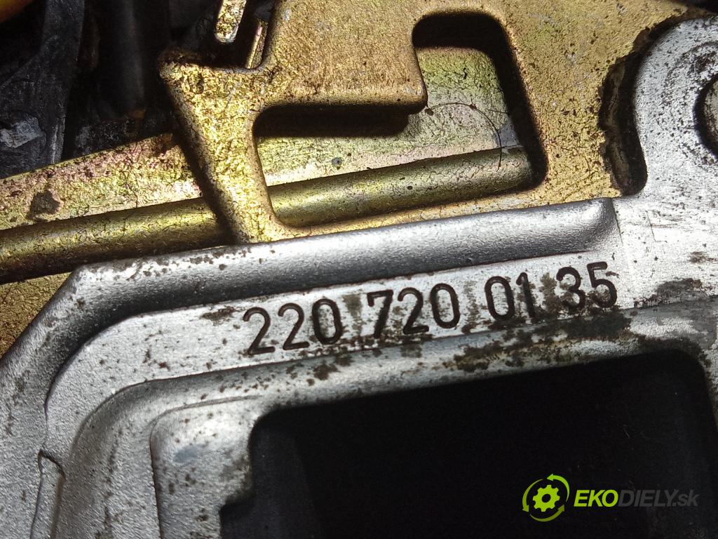 Mercedes 308 2000 zámek dveře před Levý: 2207200135