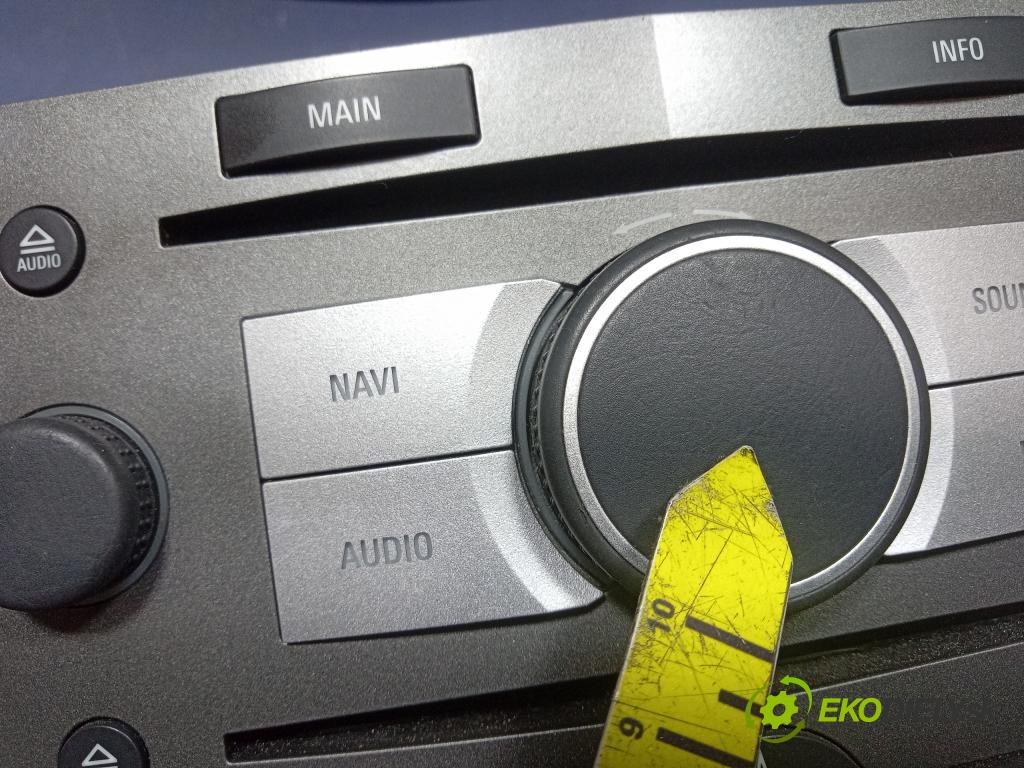 Opel Zafira 2006 Radio I Navigácia: 383555646