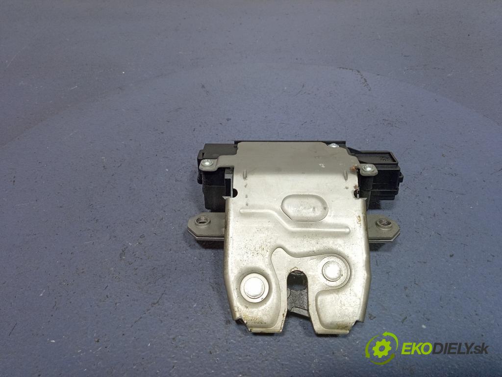 Volvo S40 2006 zámok Klapky: kufra: 01041111905