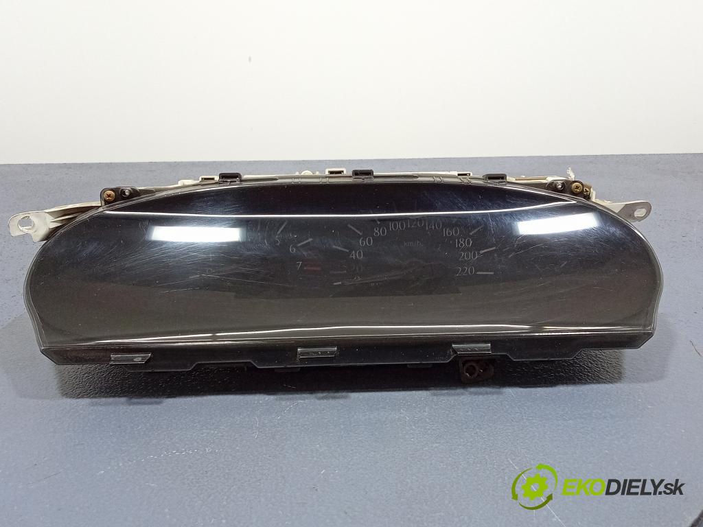 Toyota Previa 2000 Přístrojová deska 83800-28840
