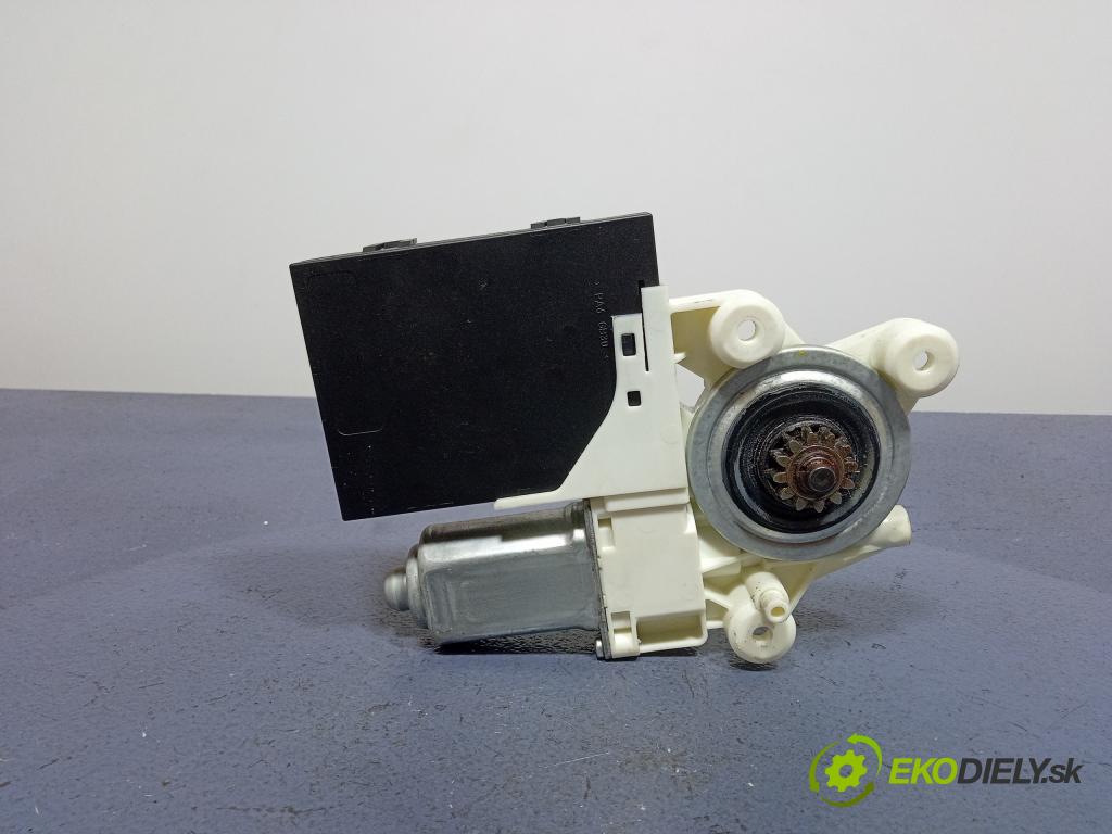 Volvo S40 2006 mechanismus motorek Stěrače: před 30773901AA