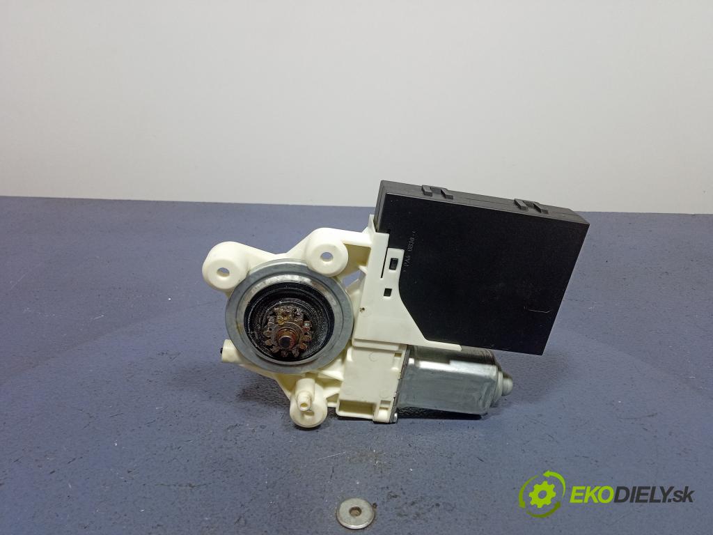 Volvo S40 2006 mechanismus motorek Stěrače: před 30773907AA