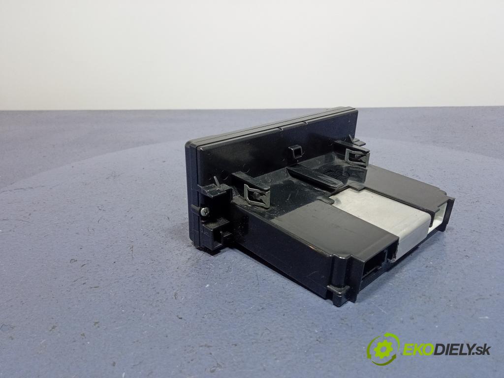 Volvo S40 2006 displej Radio / GPS 30737809