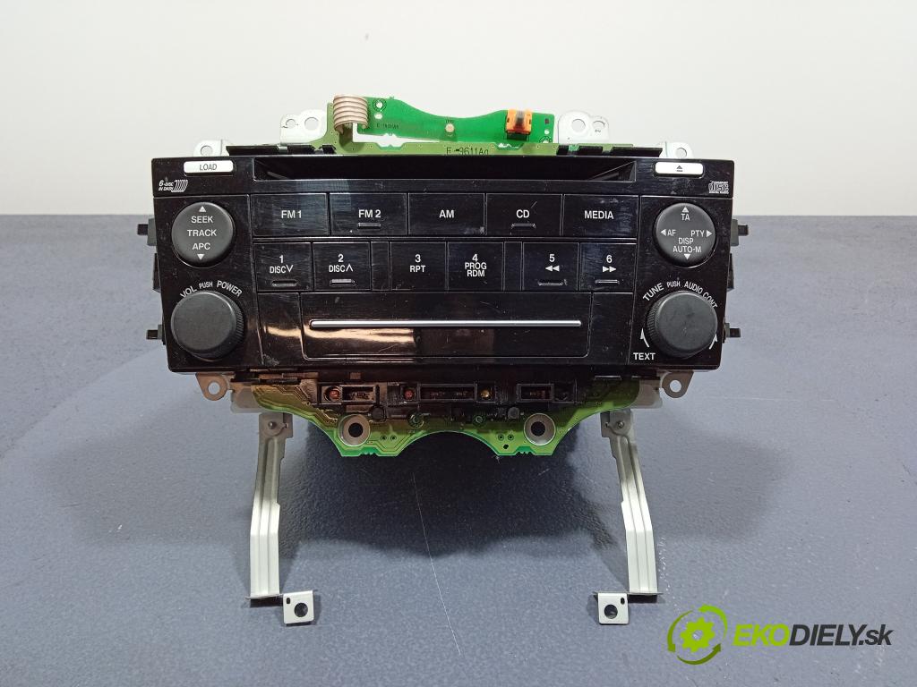 Mazda 6 2005 Radio I Navigácia: CQ-EM45701A
