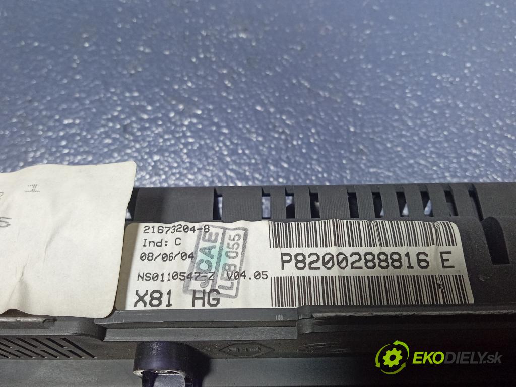 Renault Espace 2004 Přístrojová deska 8200288816