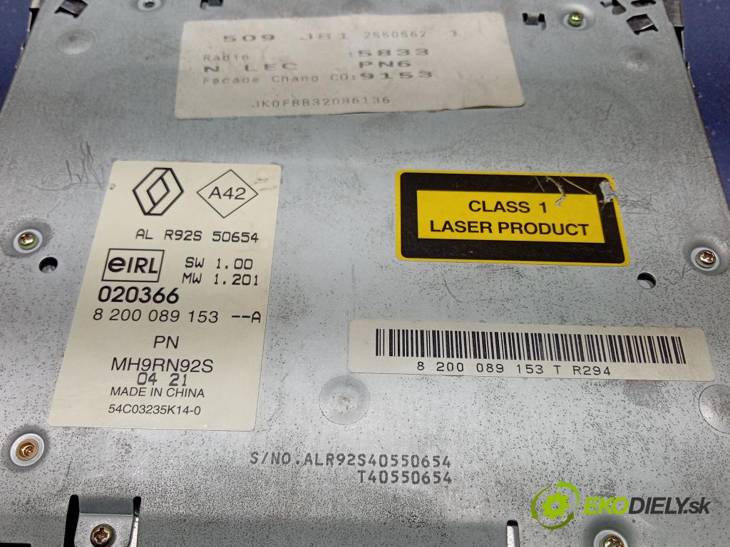 Renault Espace 2004 Radio I Navigace: 8200089153
