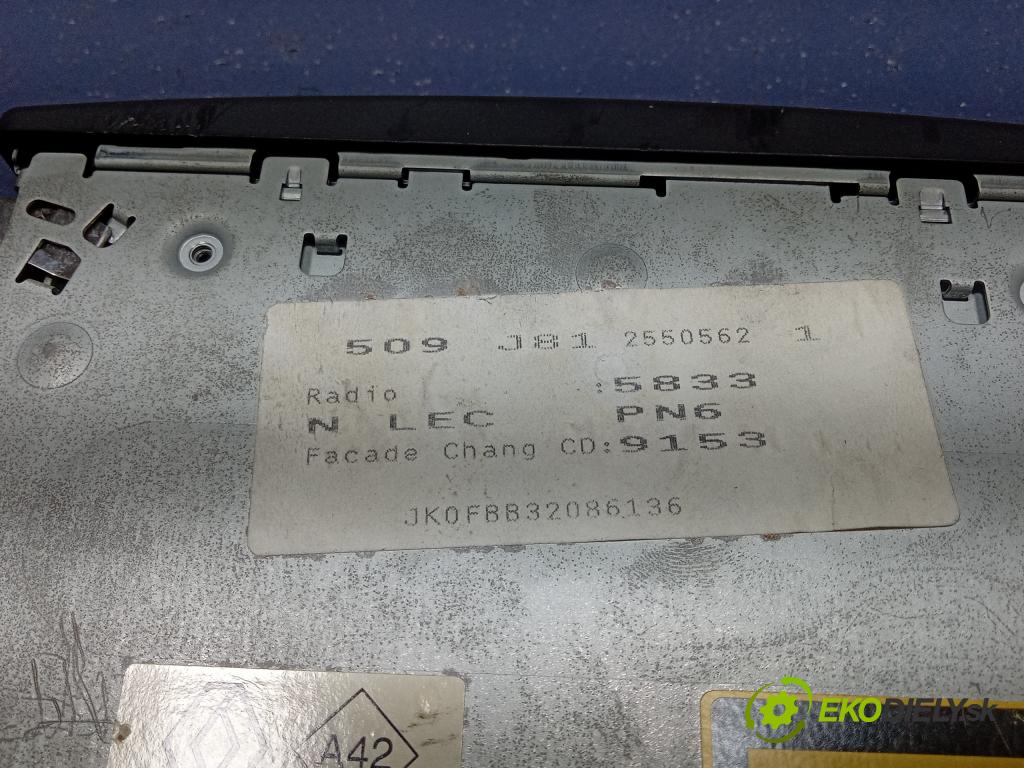 Renault Espace 2004 Radio I Navigace: 8200089153