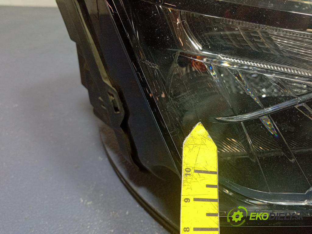 Skoda Scala 2020 světlo v pravo: 657941016
