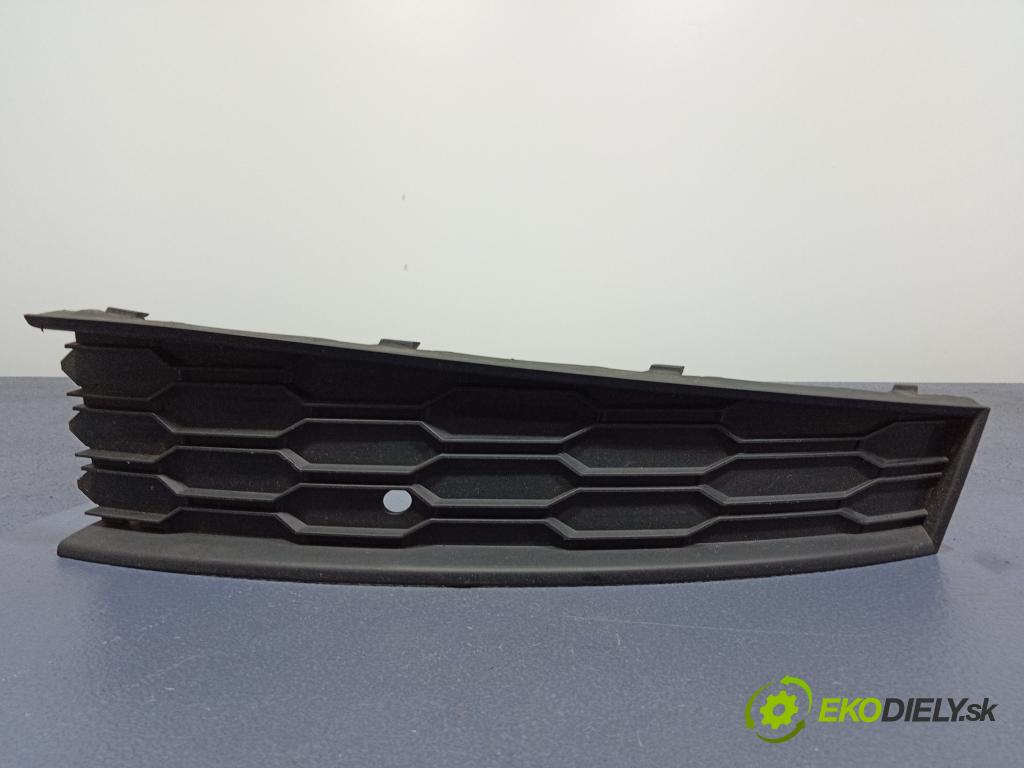 Skoda Scala 2020 nárazník před 657807682A