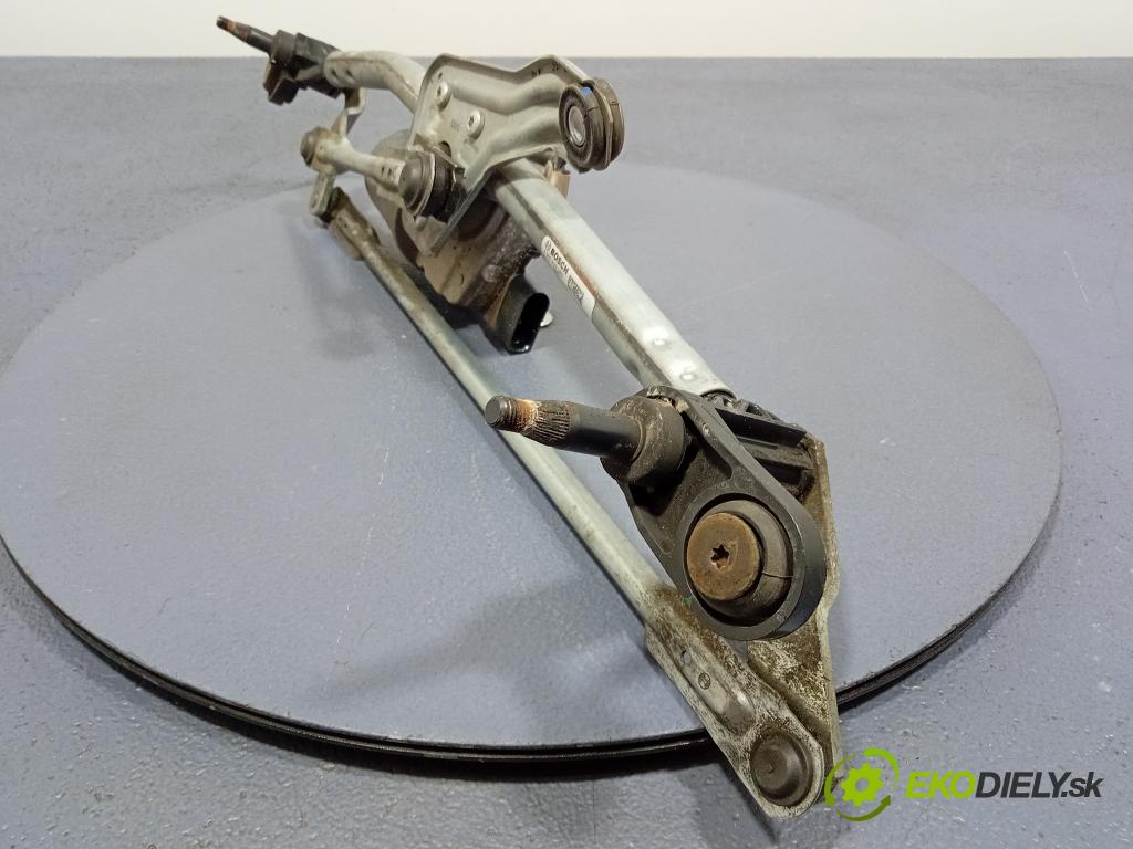 Skoda Scala 2020 mechanismus motorek Stěrače: před 657955023