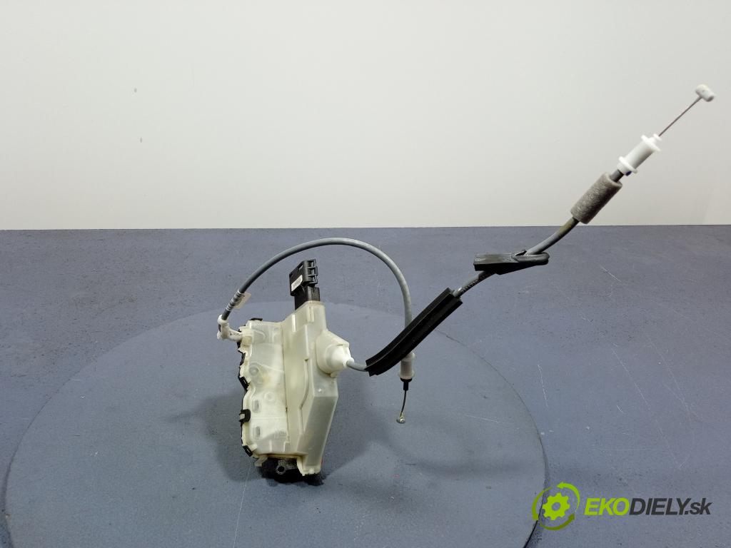 Opel Corsa 2023 zámek dveře Zad: Levý: 444130
