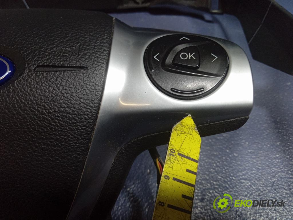 Ford C-max 2014 kokpit,přistrojova deska 01
