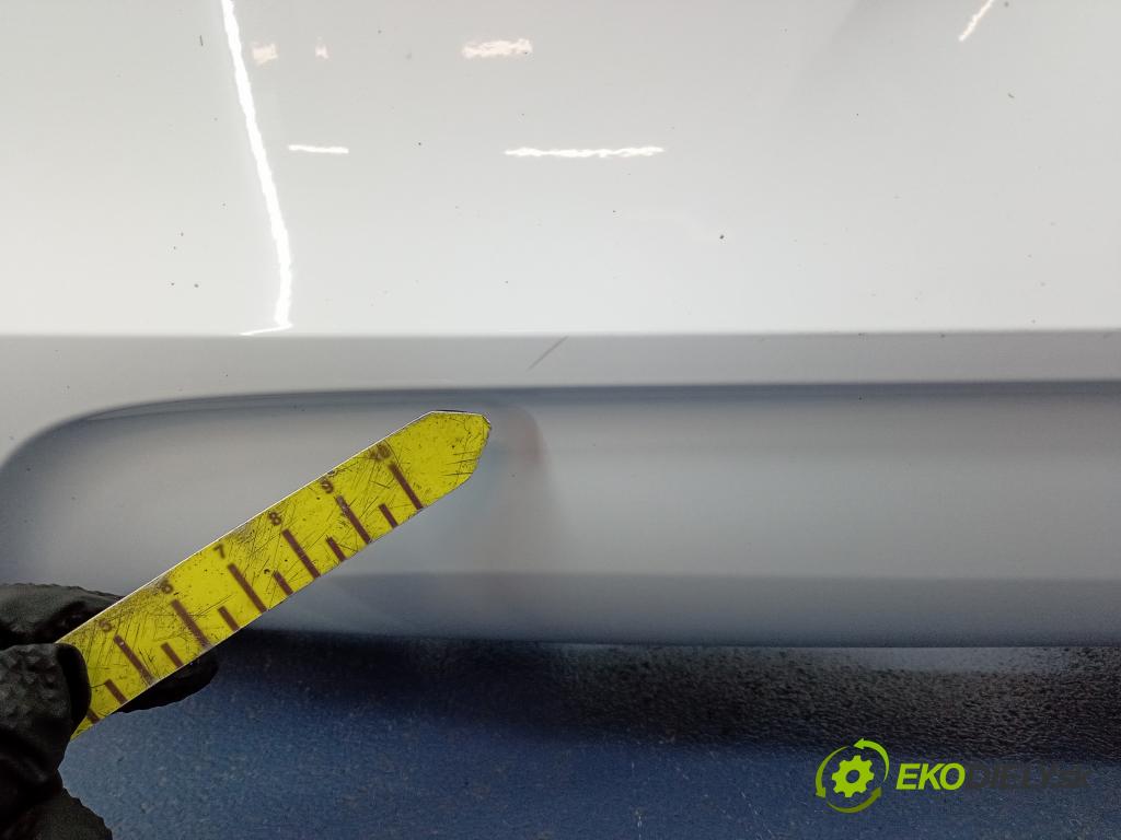 Opel Corsa 2023 nárazník Zad: 01