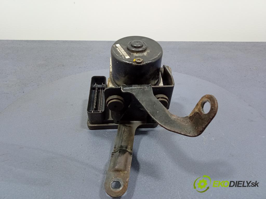 Mazda 2 2008 čerpadlo ABS x DF74-437A0-D