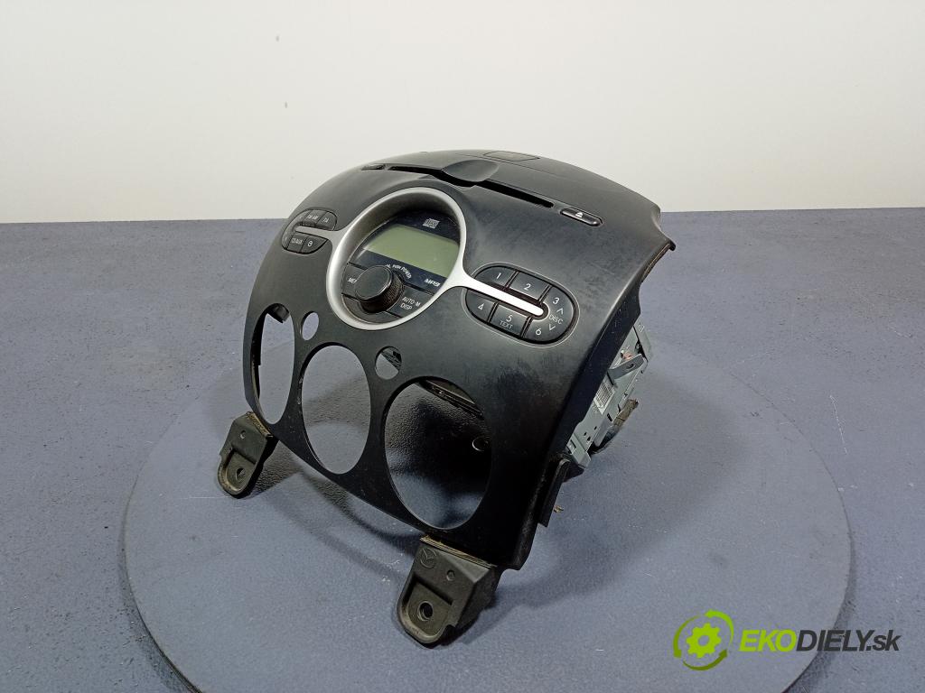 Mazda 2 2008 Radio I Navigácia: DF74669R0