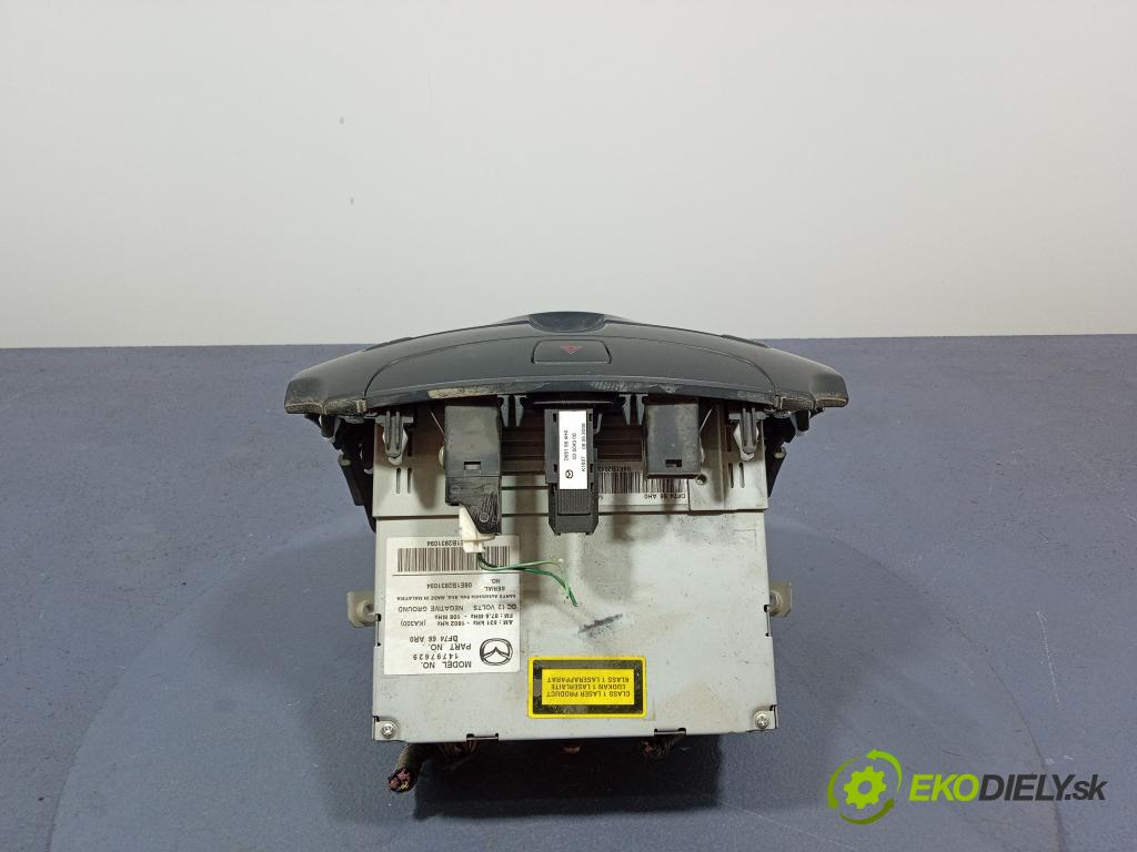 Mazda 2 2008 Radio I Navigácia: DF74669R0