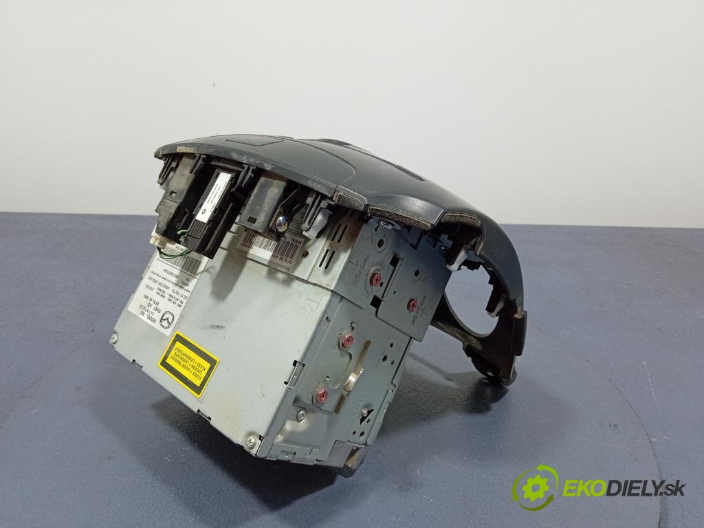 Mazda 2 2008 Radio I Navigácia: DF74669R0