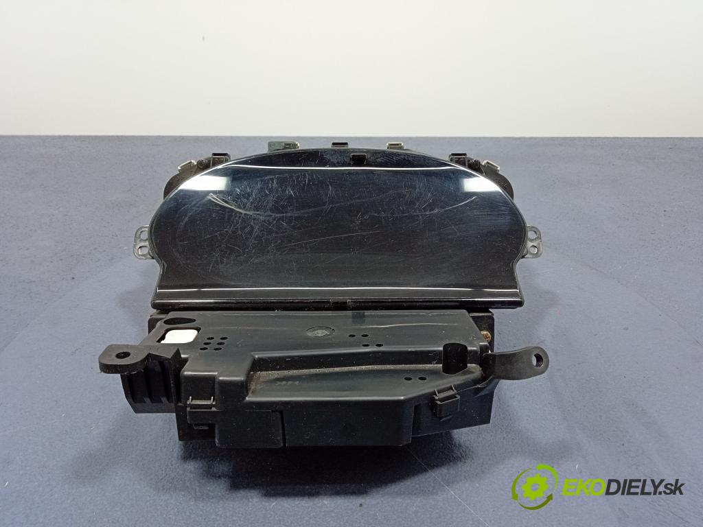 Toyota Yaris 1.4 d4-d 2002 Přístrojová deska 83800-52640