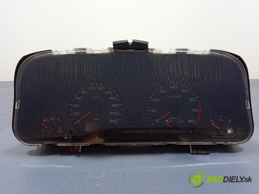 Peugeot 306 1998 Přístrojová deska 9625585280