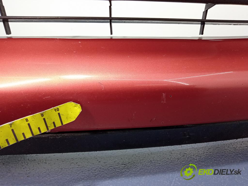 Peugeot 306 1998 nárazník před 01