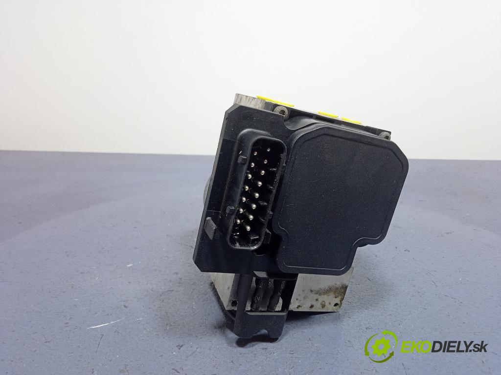 Audi A4 2000 čerpadlo ABS x 0265202401