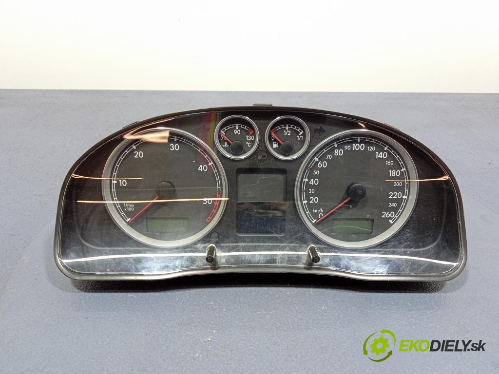 Volkswagen Passat 2005 Přístrojová deska 3B0920829A