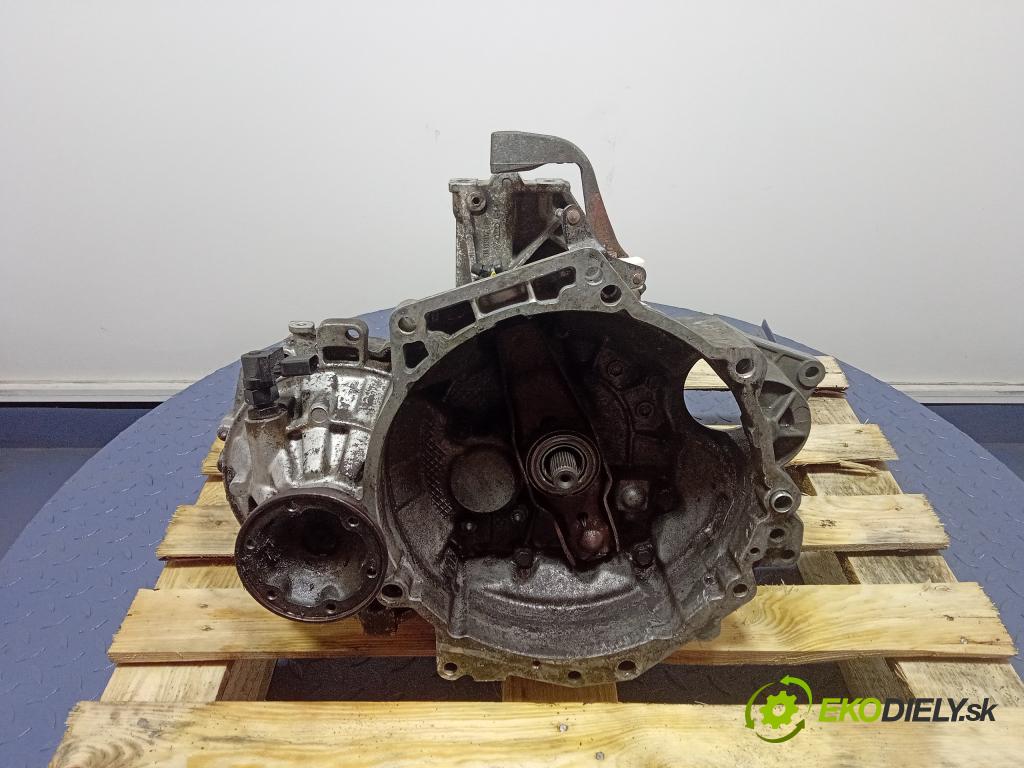 Volkswagen Bora 1999 prevodovka Manualna EGU