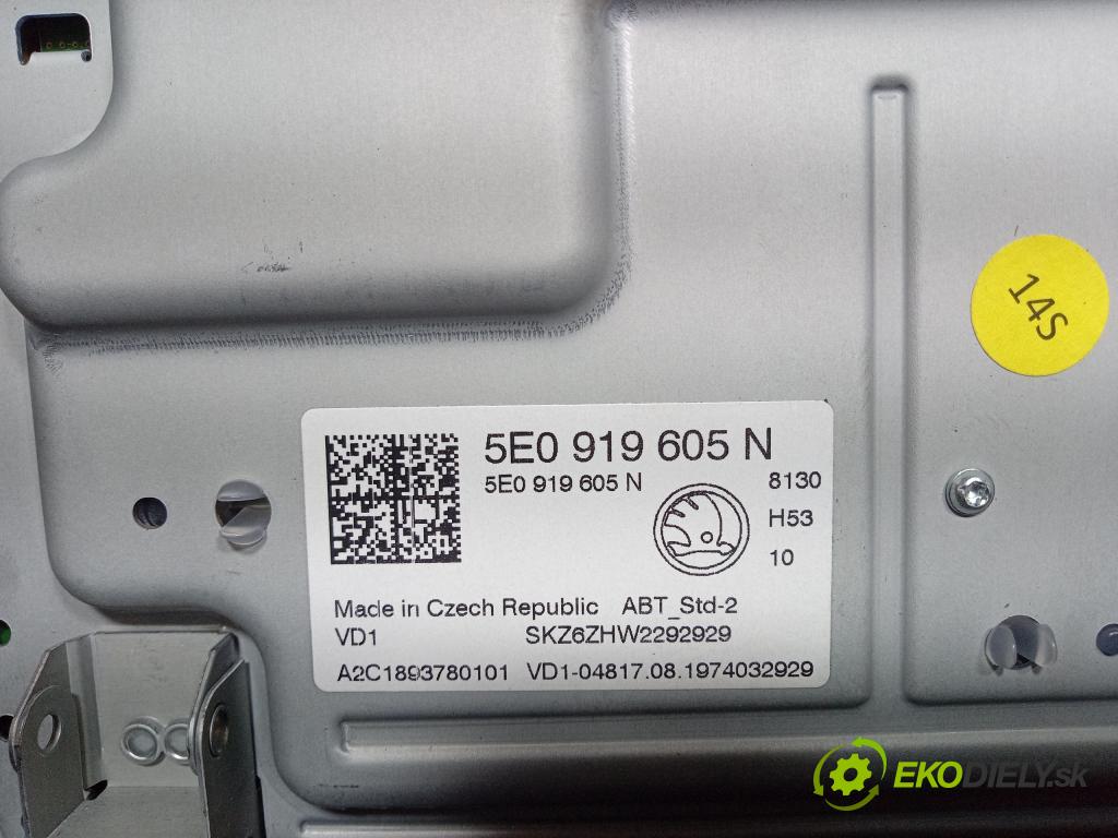 Skoda Octavia 2019 displej Radio / GPS 5E0919605N