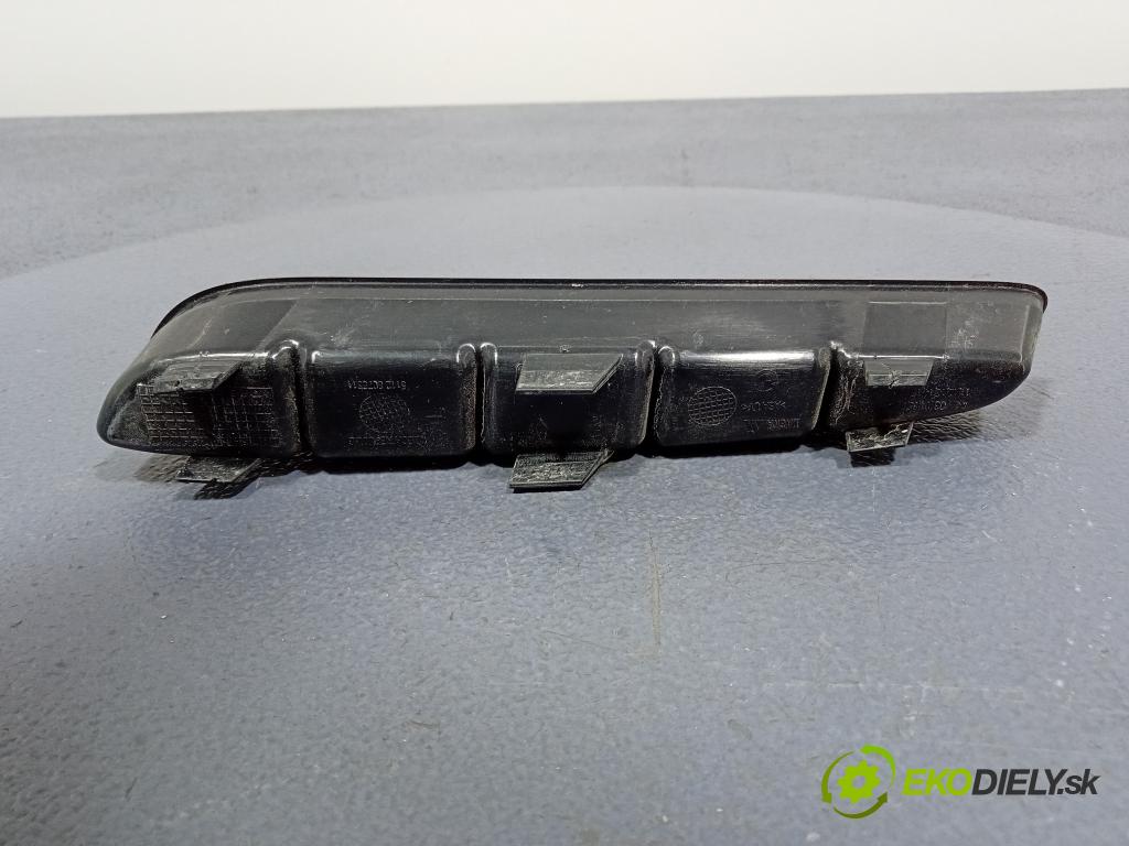 Bmw Seria 1 2023 nárazník Zad: 8075311