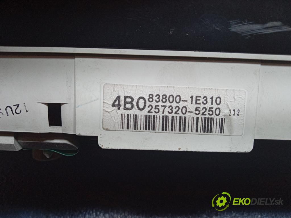 Toyota Corolla 2001 prístrojovka/ budíky 83800-1E310