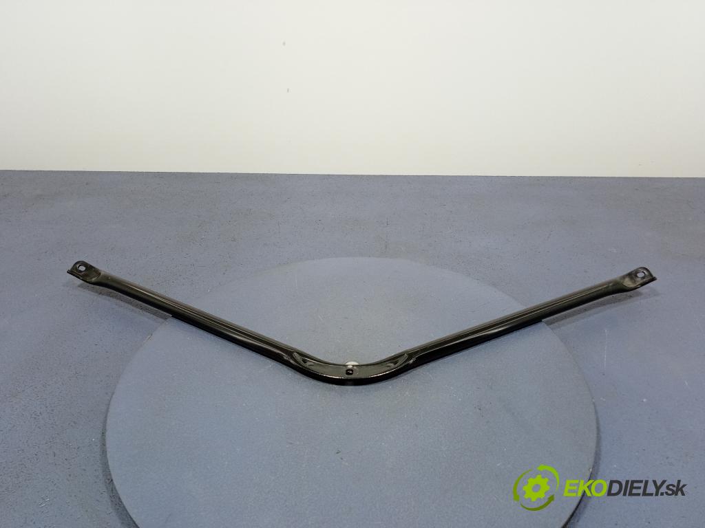 Bmw Seria 1 2023 výztuha Čelní / stěna Přední 7488284