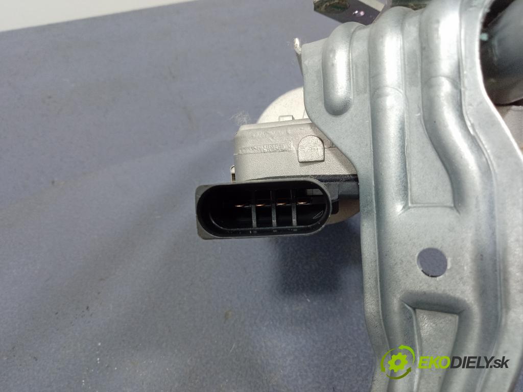 Bmw Seria 1 2023 mechanismus motorek Stěrače: před 7453953