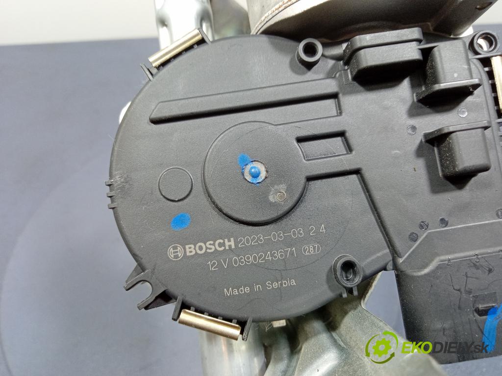 Bmw Seria 1 2023 mechanismus motorek Stěrače: před 7453953