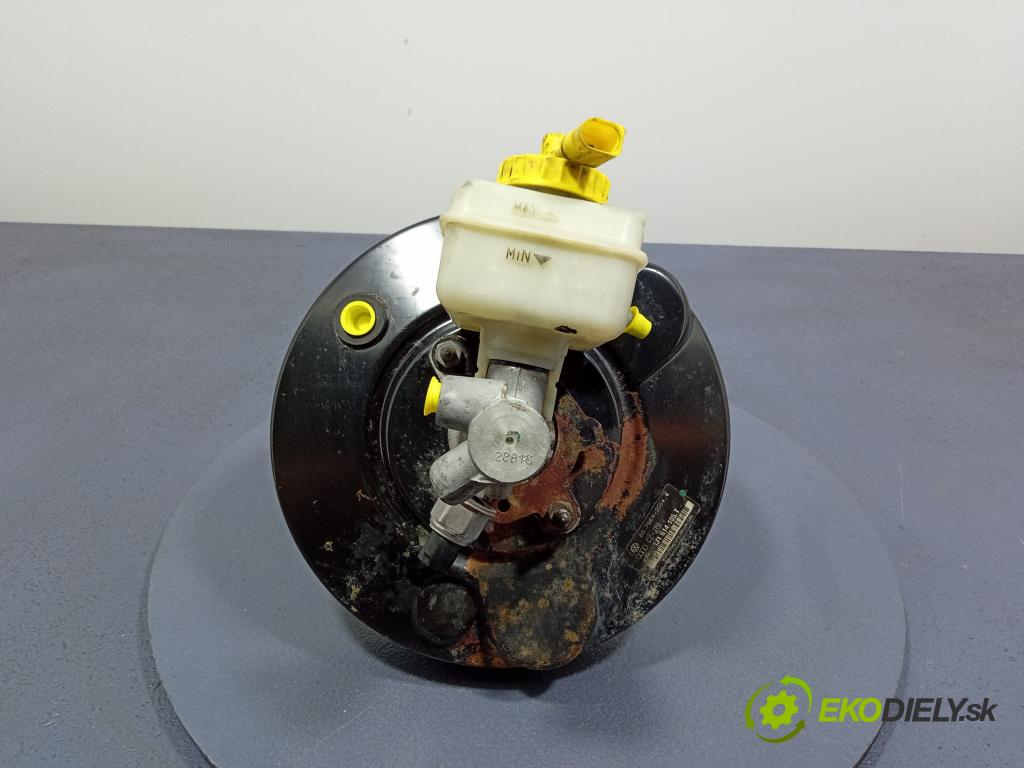 Audi A3 2001 servo Brzdní: 1J1614105T