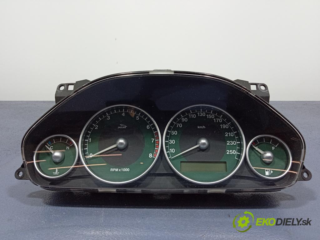 Jaguar X-type 2002 Přístrojová deska 1X4F-10849-DL