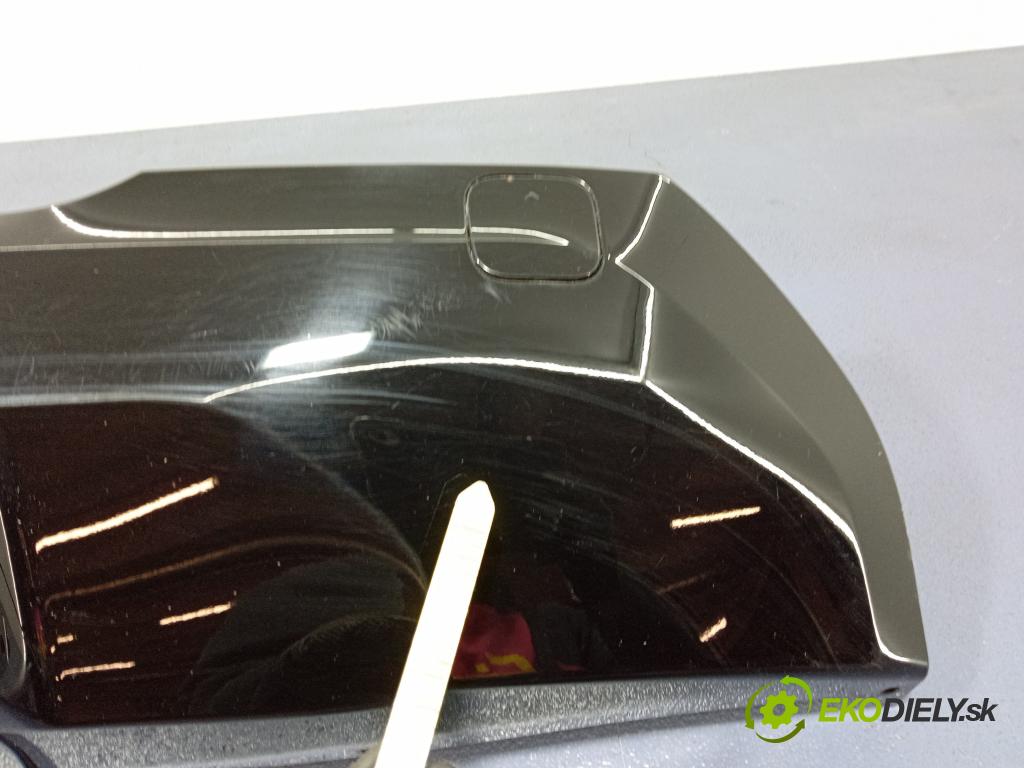 Bmw Seria 1 2023 nárazník Zad: 8070951