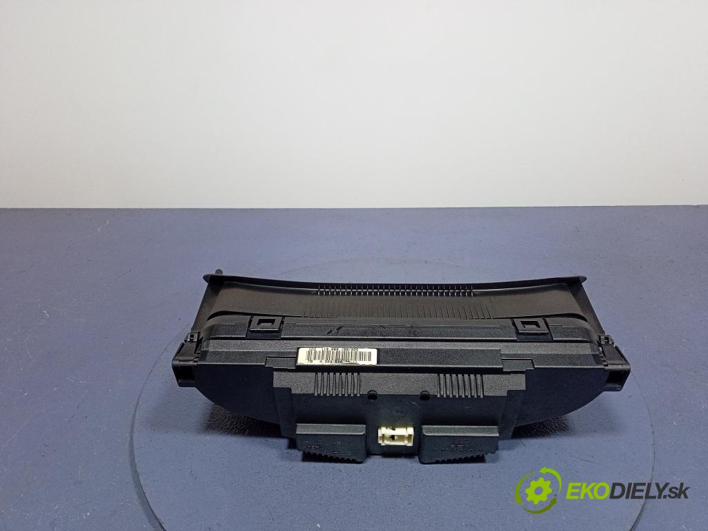 Mercedes C-klasa 2002 Přístrojová deska A2035403911