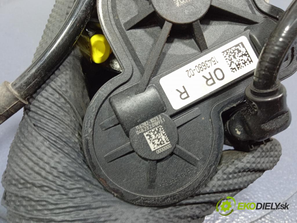 Bmw Seria 1 2023 brzdič brzdový zad v pravo: 1543680-02