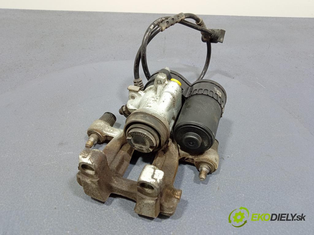 Bmw Seria 1 2023 brzdič brzdový zad v pravo: 1543680-02
