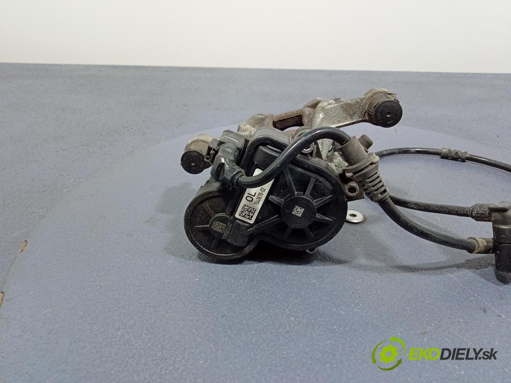 Bmw Seria 1 2023 brzdič brzdový zad Vľavo: 1543679-02