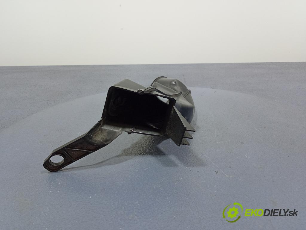 Bmw Seria 1 2023 torpédo 7453943