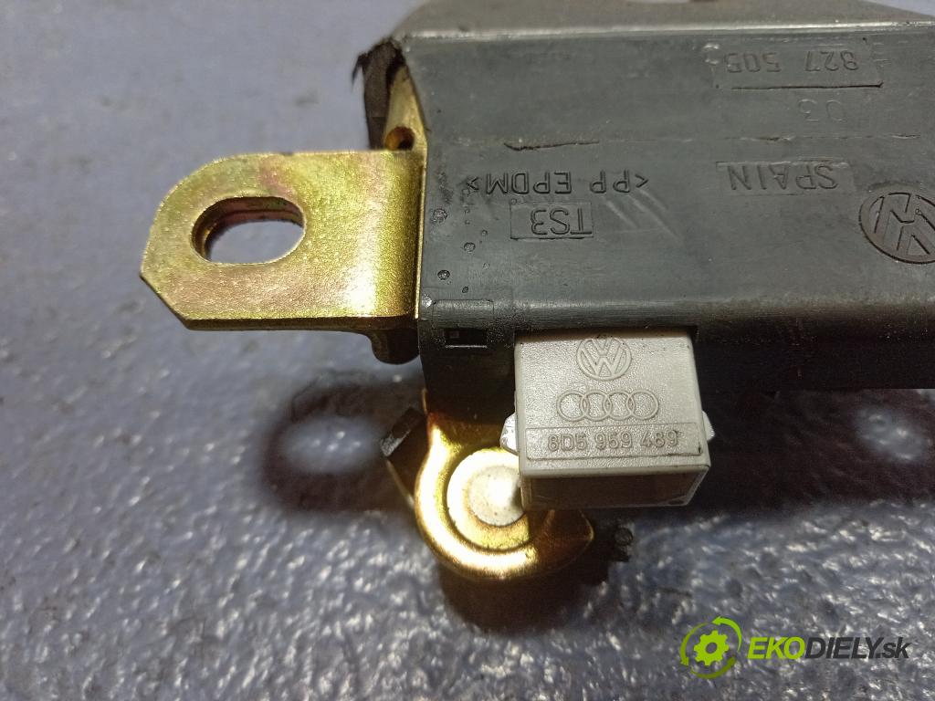 Seat Cordoba 2003 zámek Klapky: kufr 8D5959489