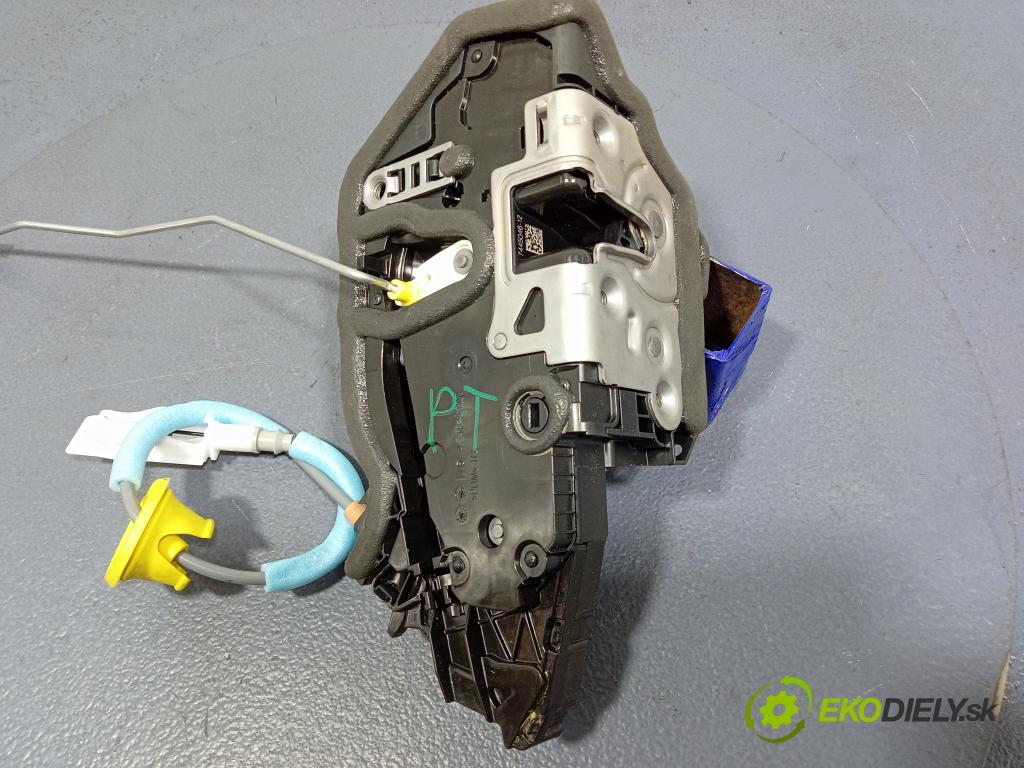 Bmw Seria 1 2023 zámek dveře Zad: v pravo: 7445046