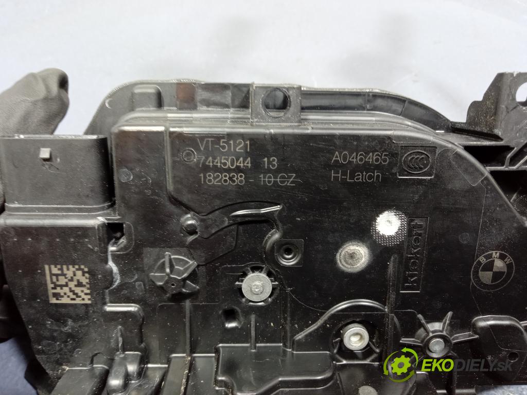 Bmw Seria 1 2023 zámek dveře před v pravo: 7445044