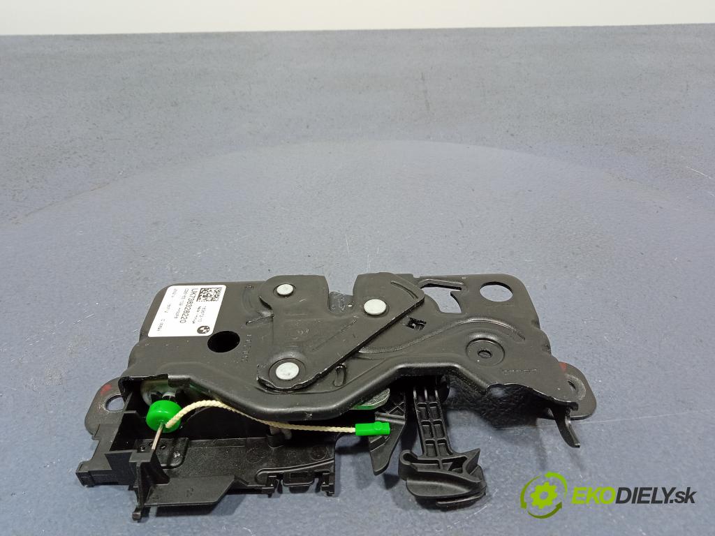 Bmw Seria 1 2023 zámek Klapky: kufr 7383282