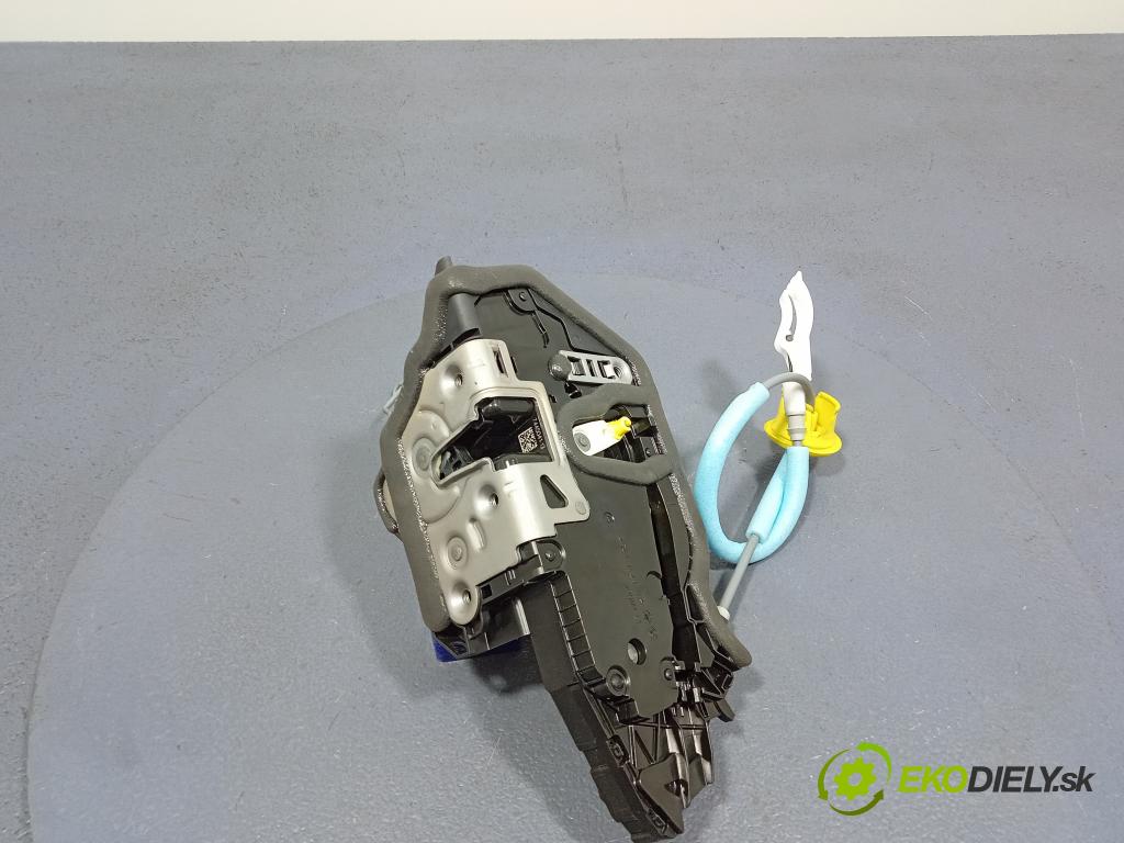 Bmw Seria 1 2023 zámek dveře před Levý: 7445041