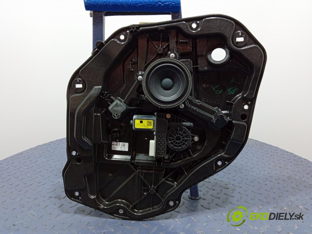 Bmw Seria 1 2023 mechanismus stahování Sklenka: Zad: v pravo: 5A02FA8