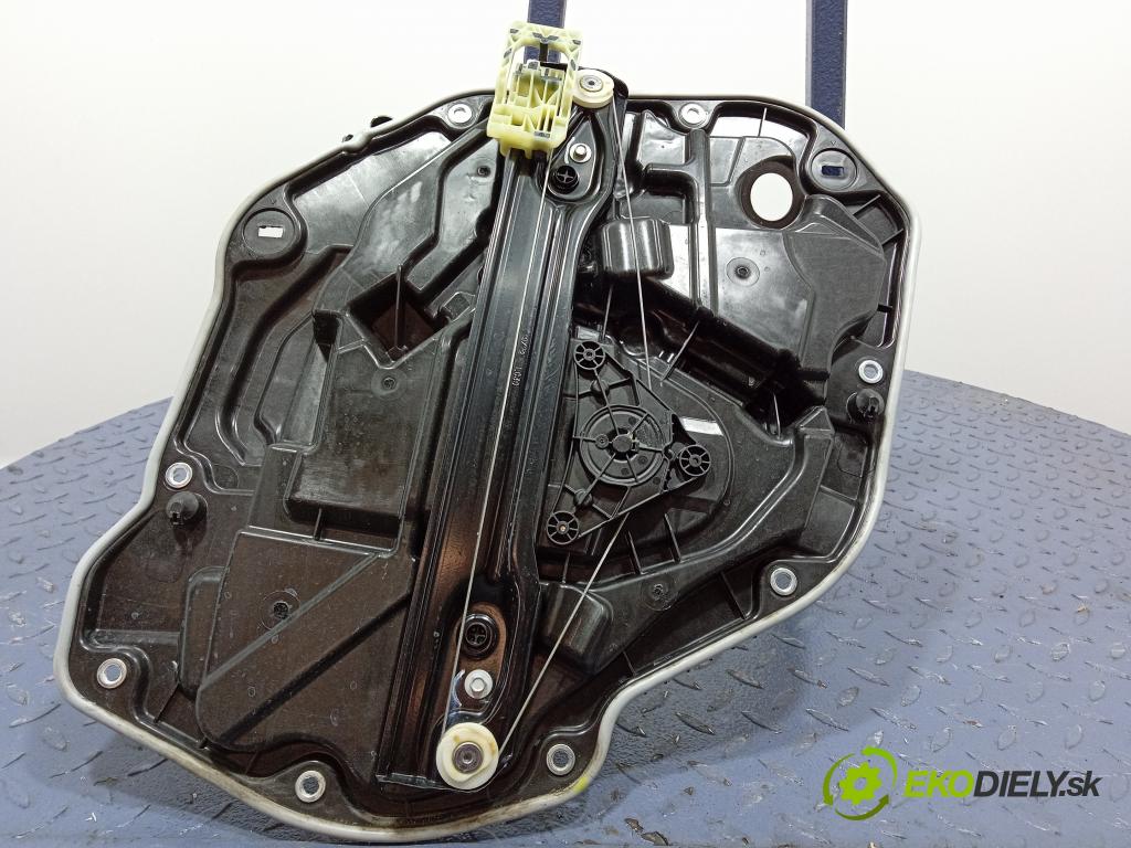 Bmw Seria 1 2023 mechanismus stahování Sklenka: Zad: Levý: 5A02FA7